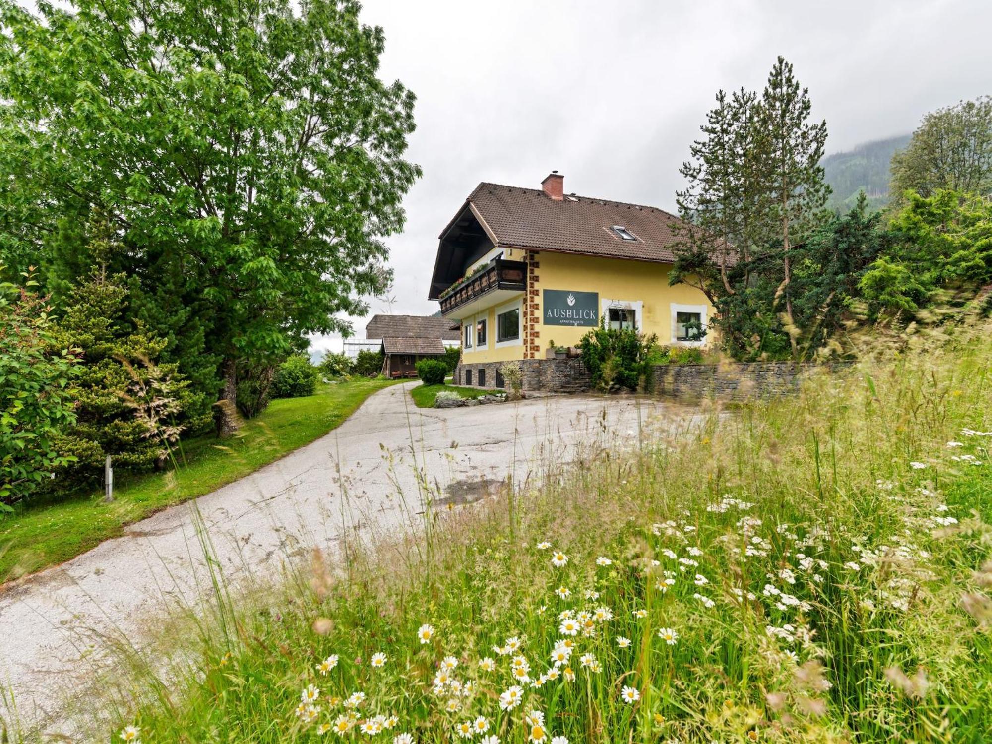 Spacious Apartment In Katschberg Sankt Michael im Lungau Exterior foto